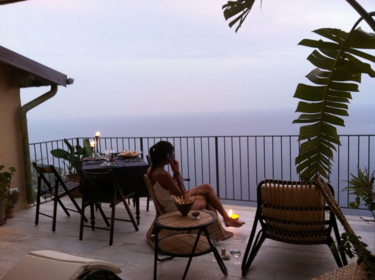 House In Grimaldi. Spectacular View Over The French Riviera! Grimaldi  Eksteriør billede
